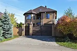 Жилой дом:  ул. Рассветная, 2Б