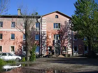 Бывшая школа мастеров