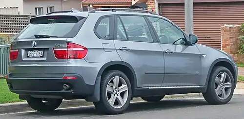 На BMW X5 (E70)