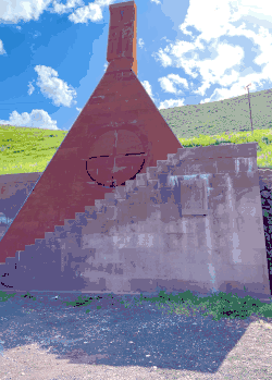 Мемориал, построенный у Монастыря Хогеванк села Сарнахбюр[арм.] в память воинов-участников сражения