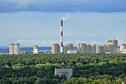 Вид на парк «Горкинско-Ометьевский лес» со стороны Горок (август 2019)