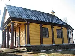 Церковь Святой Троицы в Алове