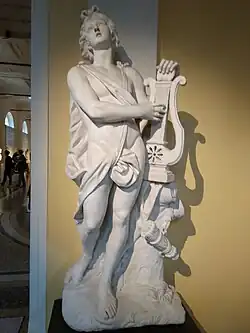 Aполлон. Ок. 1753. Мрамор. Музей Пикардии, Амьен