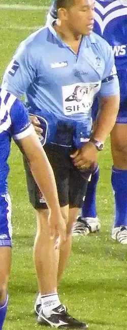 Аполло Перелини на тренировке сборной Самоа по регбилиг на чемпионате мира 2008 года