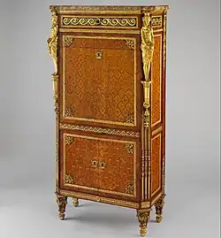 Секретер. 1787. Красное дерево, окраска, бронза, золочение. Метрополитен-музей, Нью-Йорк