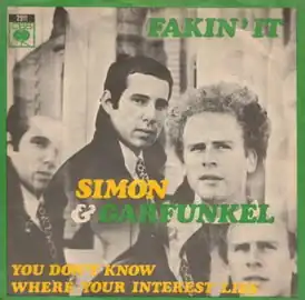 Обложка сингла Simon & Garfunkel «Fakin’ It» (1967)