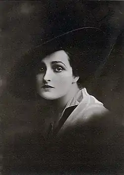 Студийное фото 1922 года