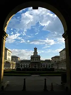 Внутренний двор