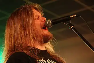 Вокалист и гитарист Даниель Брюнтсе во время выступления на Nihil Extreme Metal Fest 2010