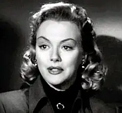 Лесли Брукс в фильме «Ледяная блондинка» (1948)