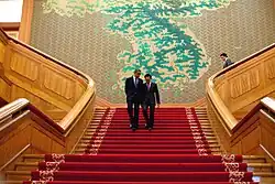 Президенты Барак Обама и Ли Мён Бак в Синем доме в ноябре 2010 года