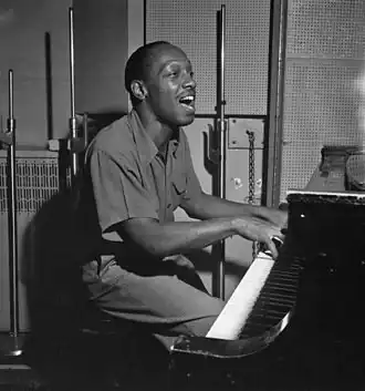 Тэд Демерон в Нью-Йорке между 1946 и 1948 годами.