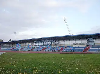 Стадион «Труд». Вид на трибуну и поле.