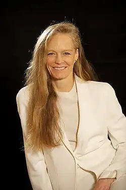 Сьюзи Эмис в 2017 году.