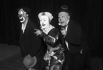 Белый клоун и два рыжих в немецком цирке