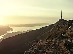 Гребень, ведущий к вершине Ульрикен