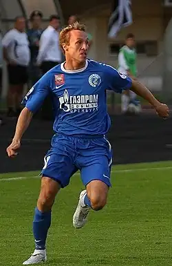 Парняков в составе оренбургского «Газовика» в 2011 г.