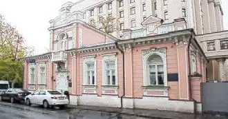 Жилой дом Н. К. Боля - К. А. Гутхейля, нач. XIX в., 1870-е - 1880-е гг., архитектор В. П. Гаврилов. Здесь в 1890-х гг. бывал композитор С. В. Рахманинов