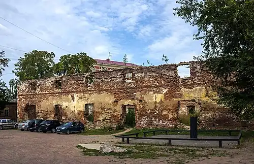 Руины старого городского собора